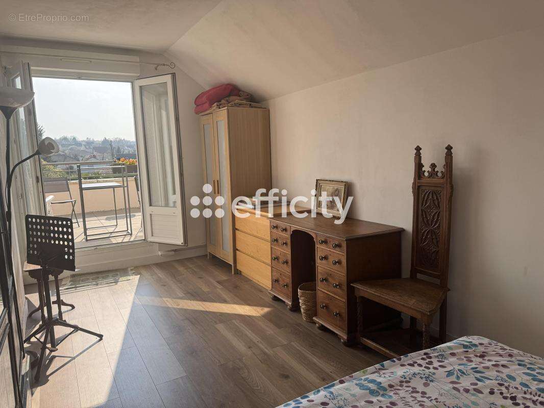 Appartement à YERRES