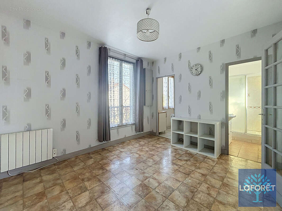 Maison à VIGNEUX-SUR-SEINE