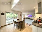 Maison à VERRIERES-LE-BUISSON