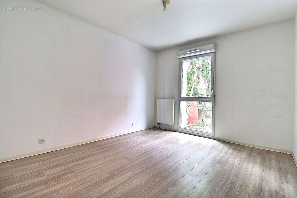 Appartement à AUBERVILLIERS