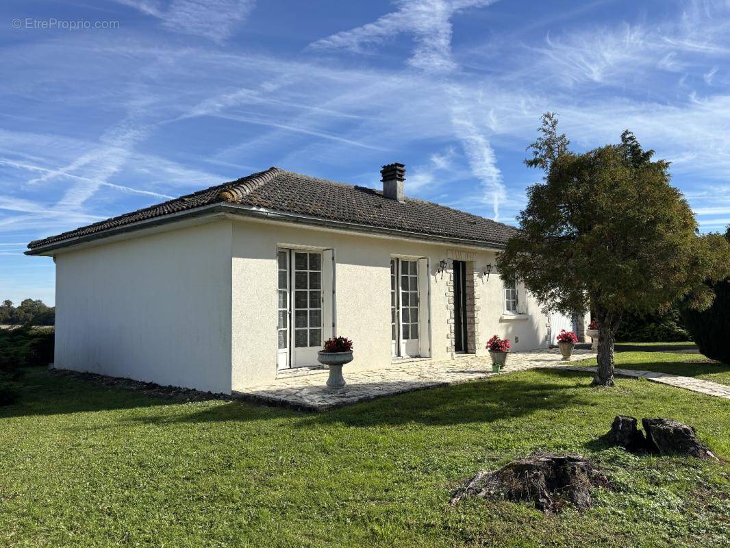 Maison à LA MAGDELEINE