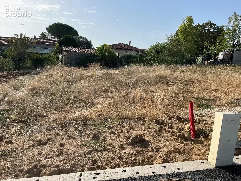 Terrain à CARLUS