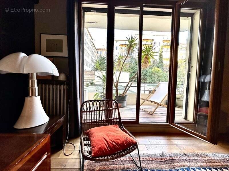 Appartement à MARSEILLE-8E