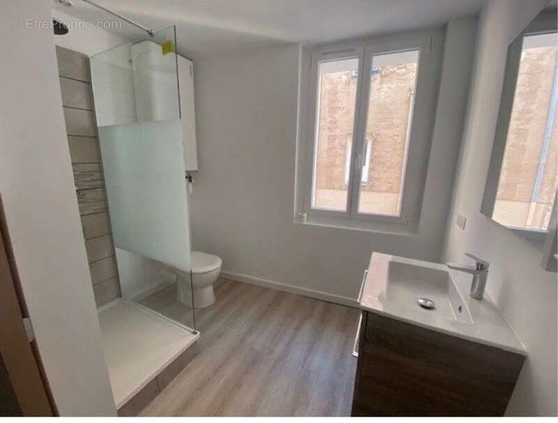 Appartement à CUERS