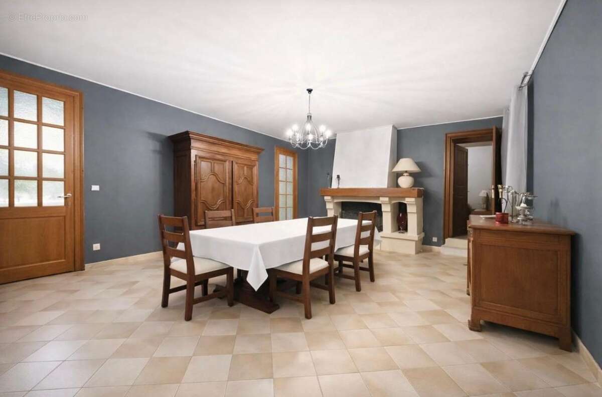 Dans le Blayais ,Beau Domaine Viticole  Rentable en AOP "Côtes de Bourg" avec  des Bâtiments d'exploitation spacieux et bien équ - photo 14