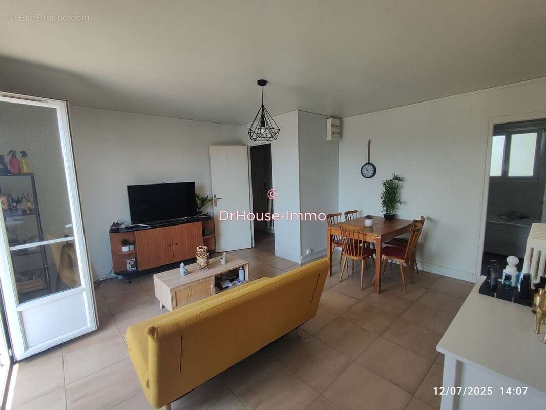 Appartement à MANTES-LA-JOLIE