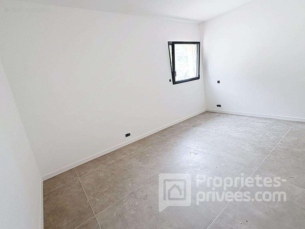 Appartement à GROSSETO-PRUGNA