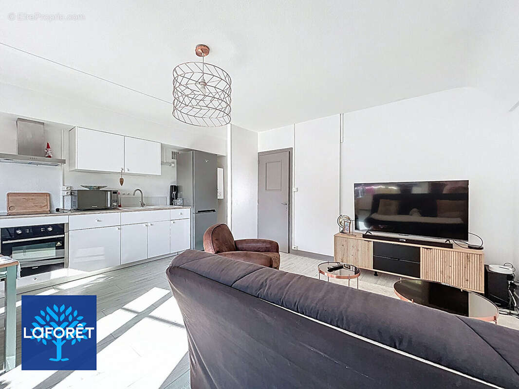 Appartement à FOUGERES