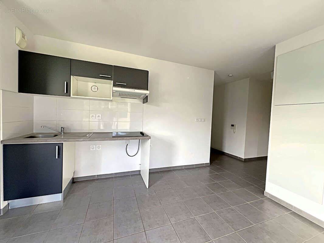 Royan : Appartement Lumineux avec Terrasse - Calme & Modernité - photo 3