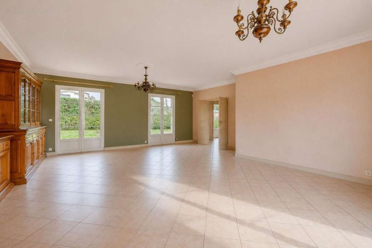 Photo 3 - Maison à MONTUSSAN