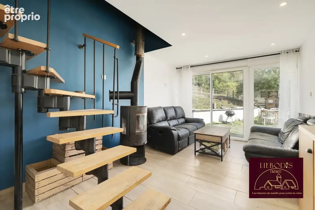 Maison indépendante sur 2.64 hectares avec pâtures et installations équestres - photo 2