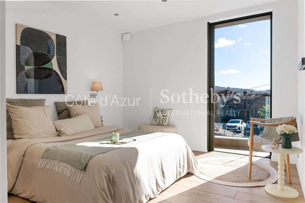 Appartement à LES ADRETS-DE-L'ESTEREL