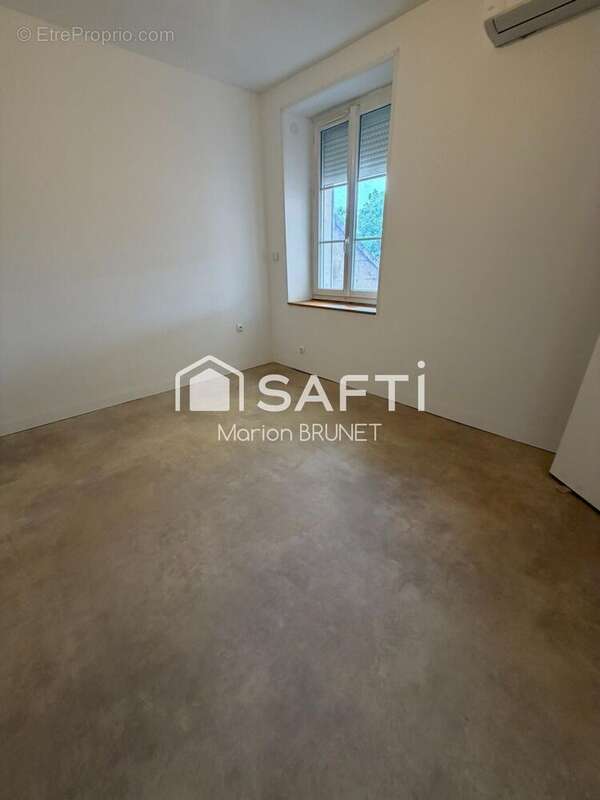Commerce 145 m² à Montataire  - photo 4