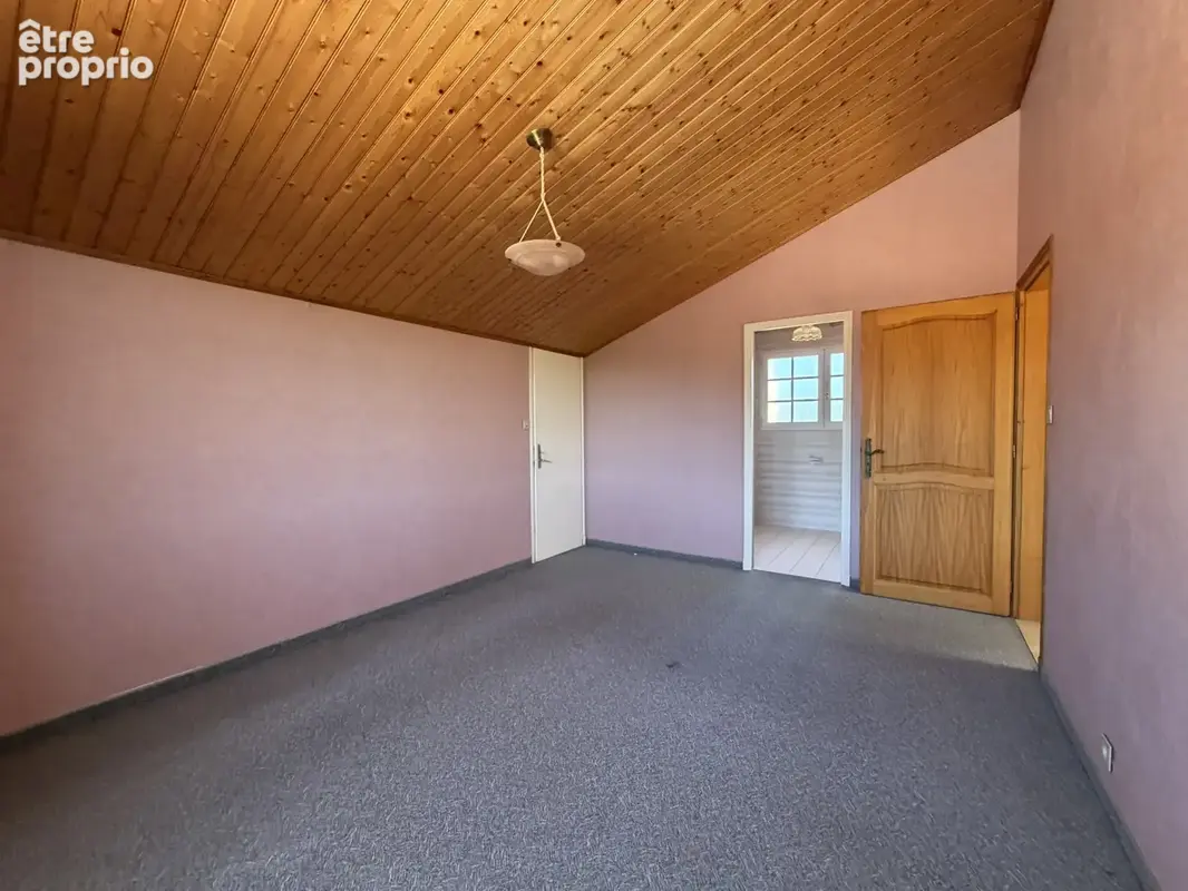 Entre AIZENAY et CHALLANS, à proximité du lac de Maché, agréable maison de pl-pied sur 1 038 m2 de terrain - photo 15