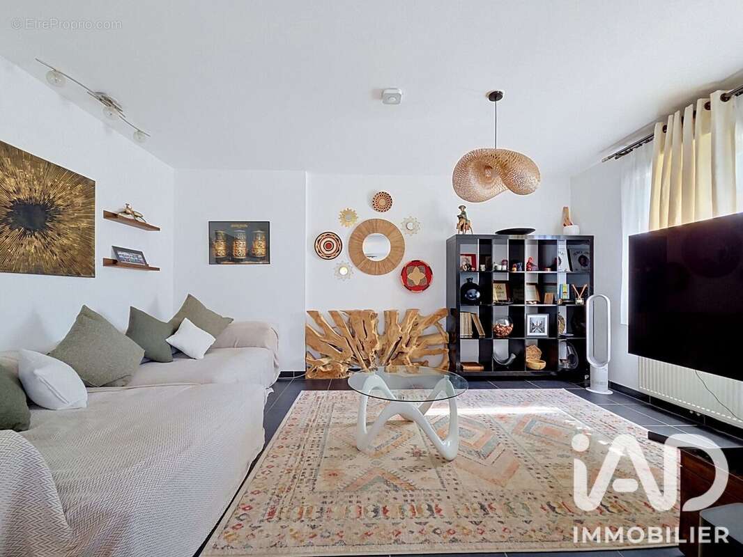 Appartement 93 m² à Saint-Julien-En-Genevois  - photo 6