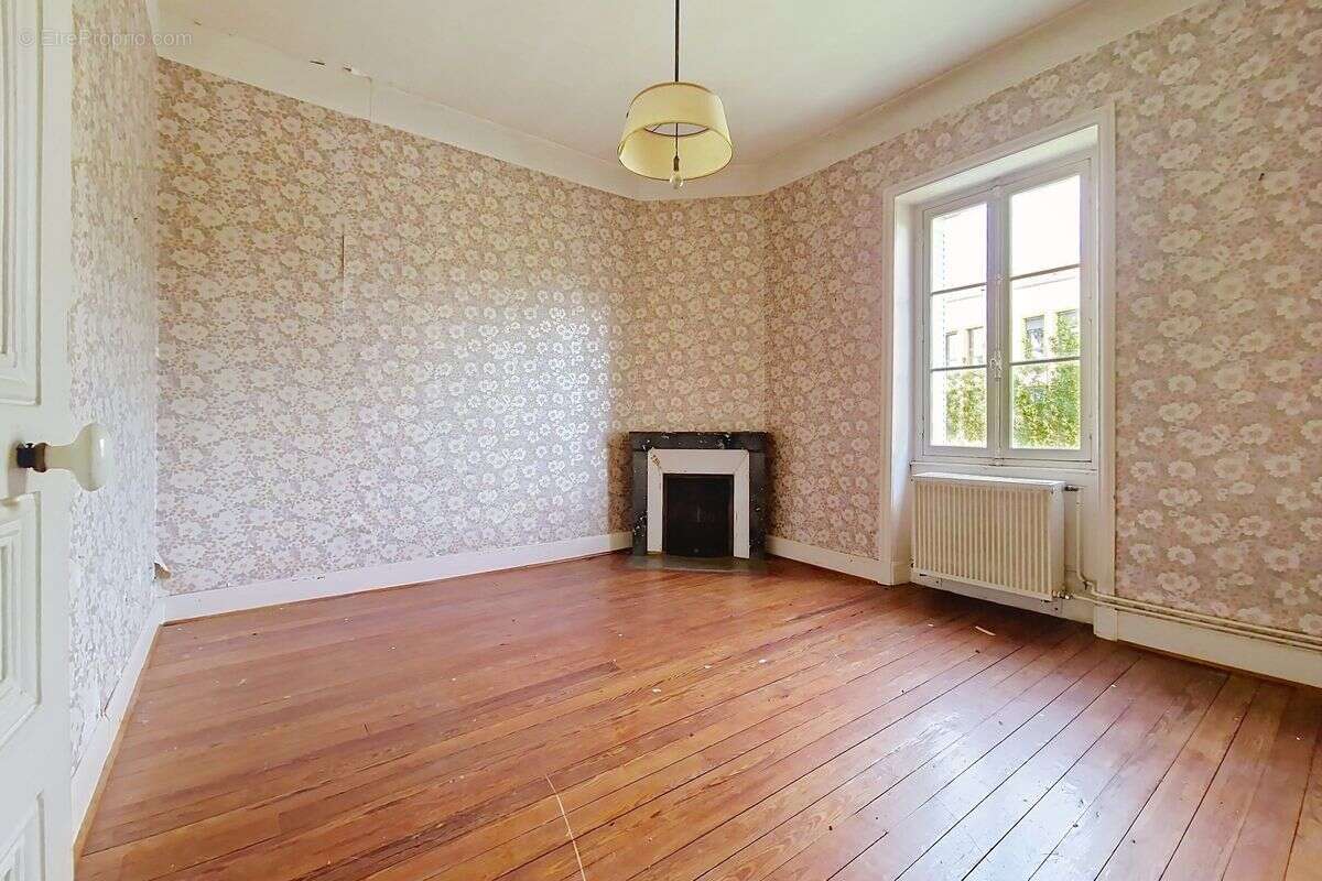 Maison à LE BOIS-D&#039;OINGT