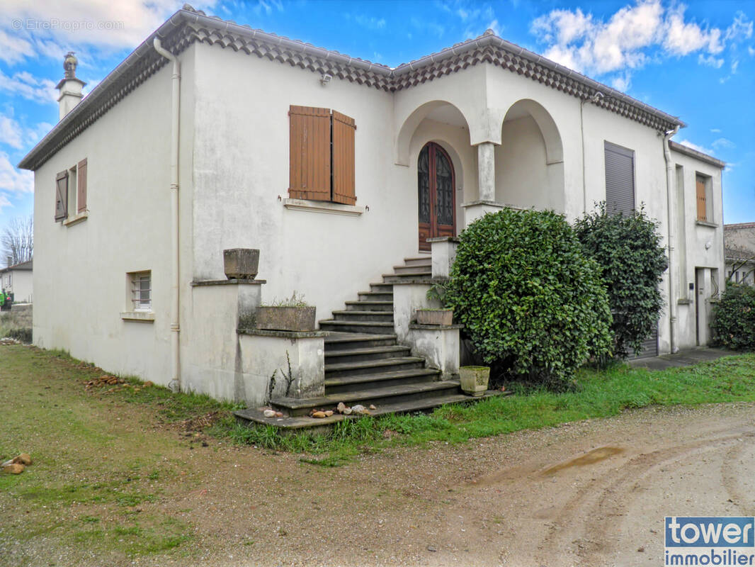 Maison à AUSSILLON