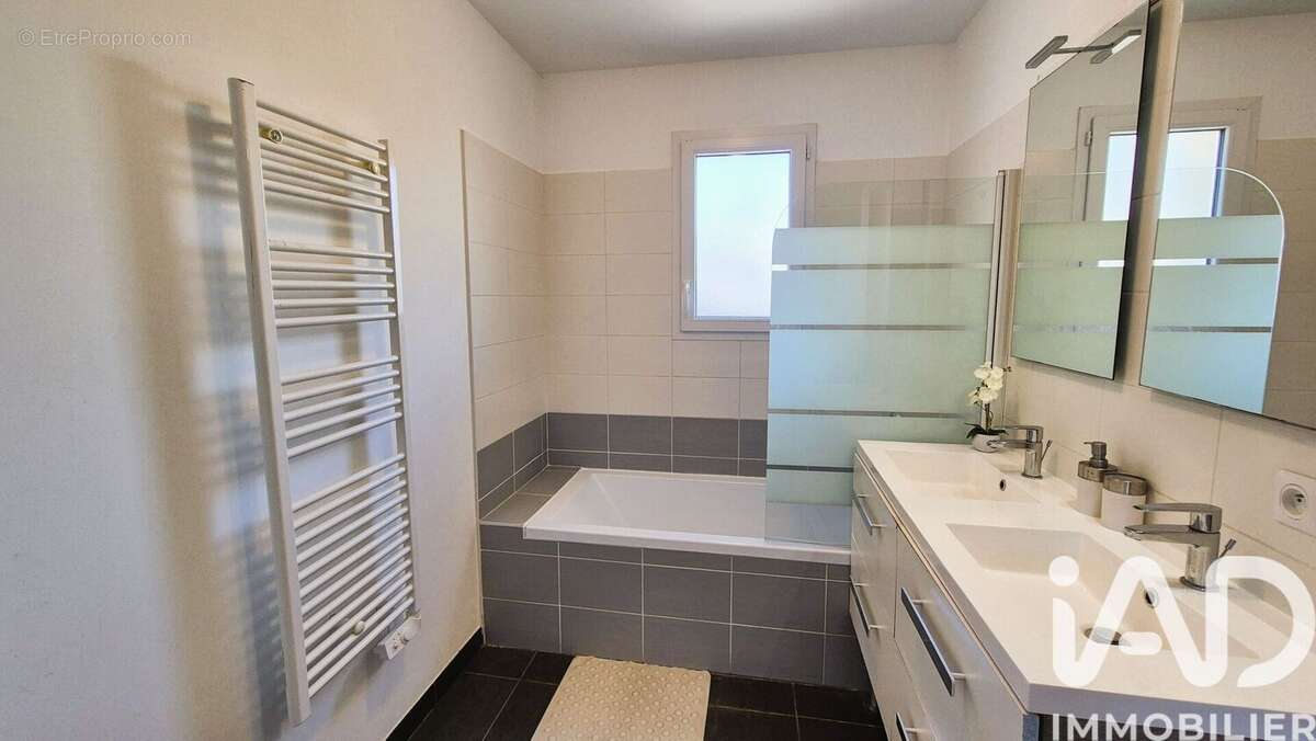 Photo 8 - Maison à BEYCHAC-ET-CAILLAU