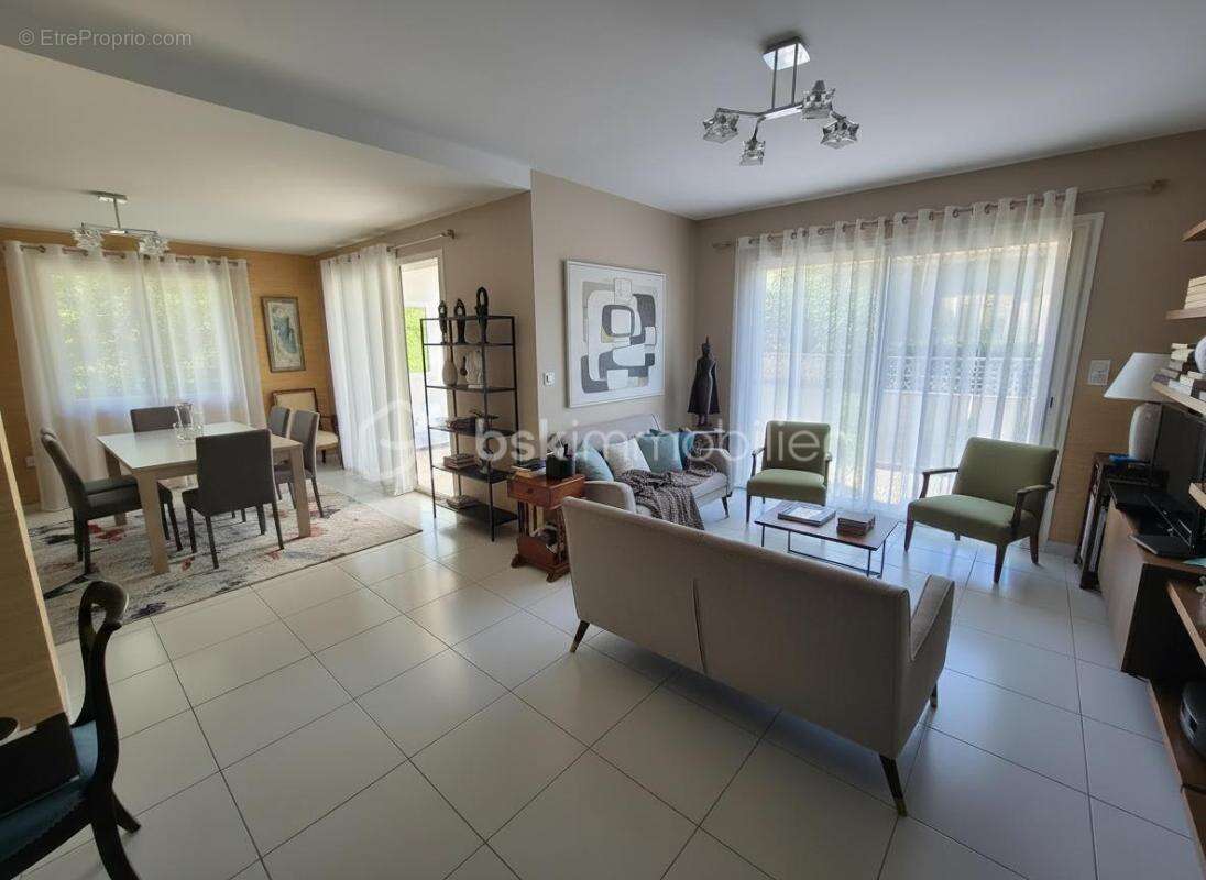 Maison à CARRY-LE-ROUET