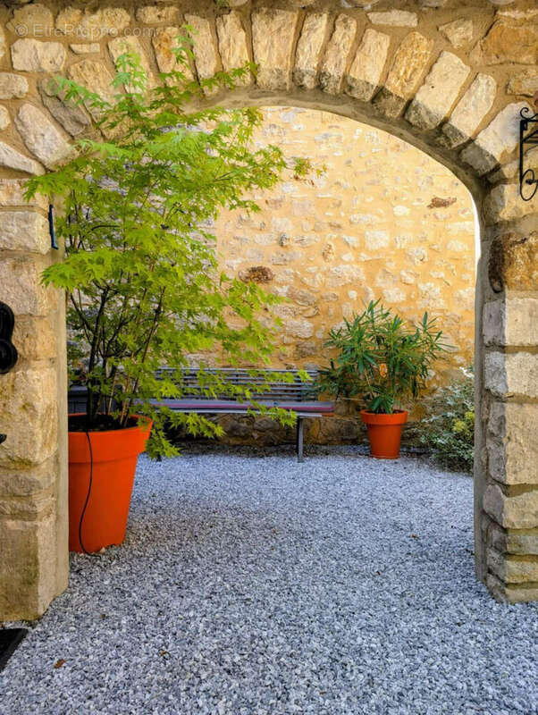 Maison à GOUDARGUES