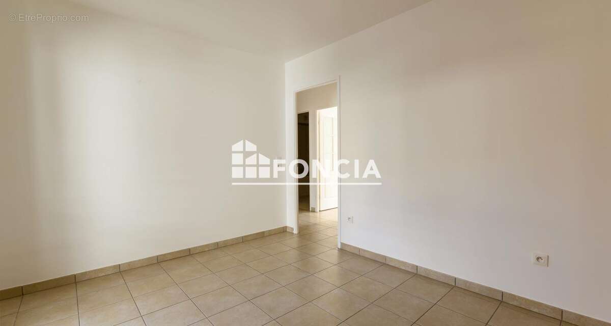 Appartement à THORIGNY-SUR-MARNE