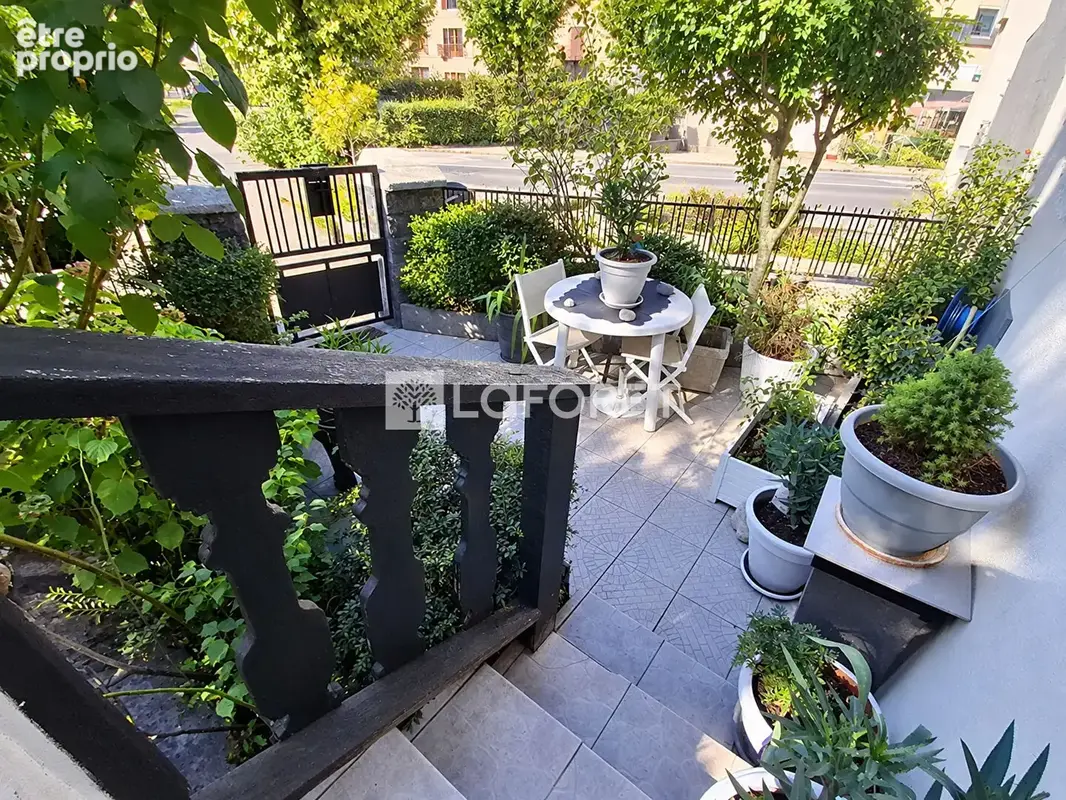 Maison en pierre  à SALINS-LES-BAINS 7 pièce(s) 125 m2 - photo 3