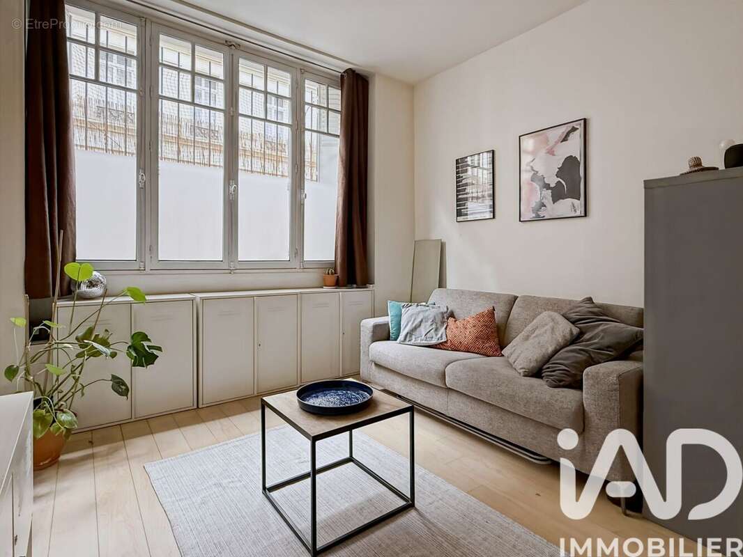 Photo 2 - Appartement à PARIS-11E