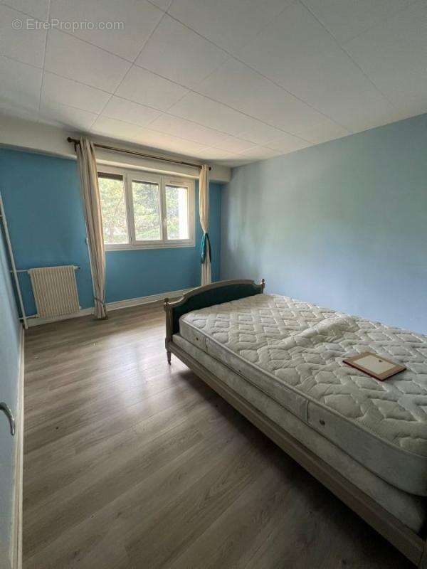 Appartement à SAINT-MAUR-DES-FOSSES