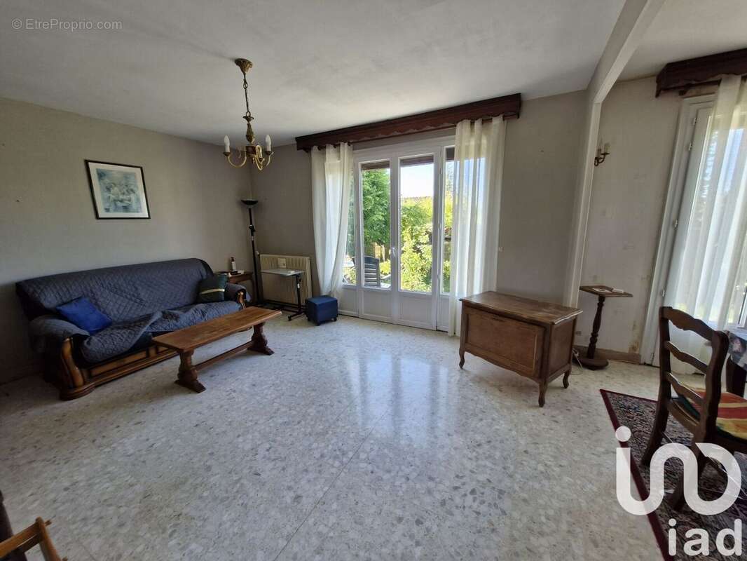 Photo 5 - Maison à ROMILLY-SUR-SEINE