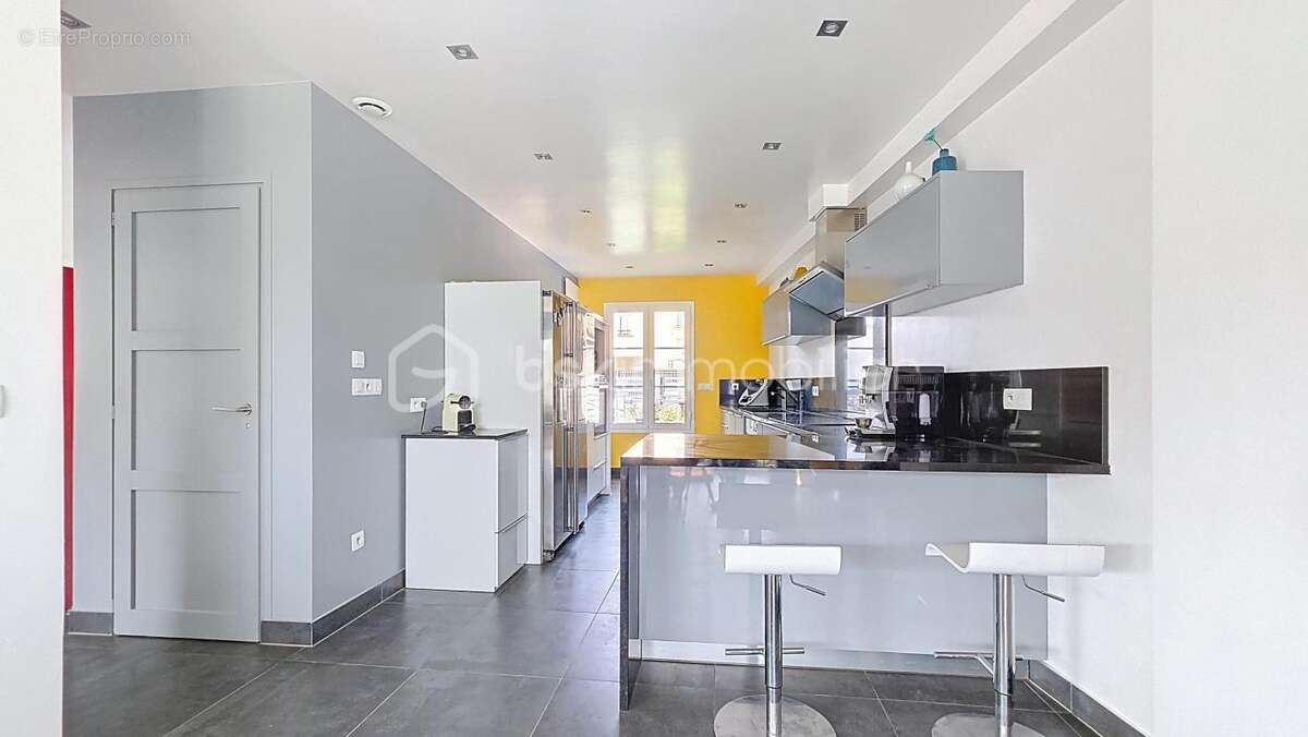 Maison à ORMESSON-SUR-MARNE