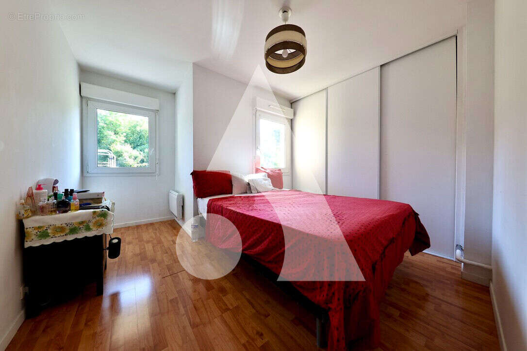 Appartement à CORBEIL-ESSONNES