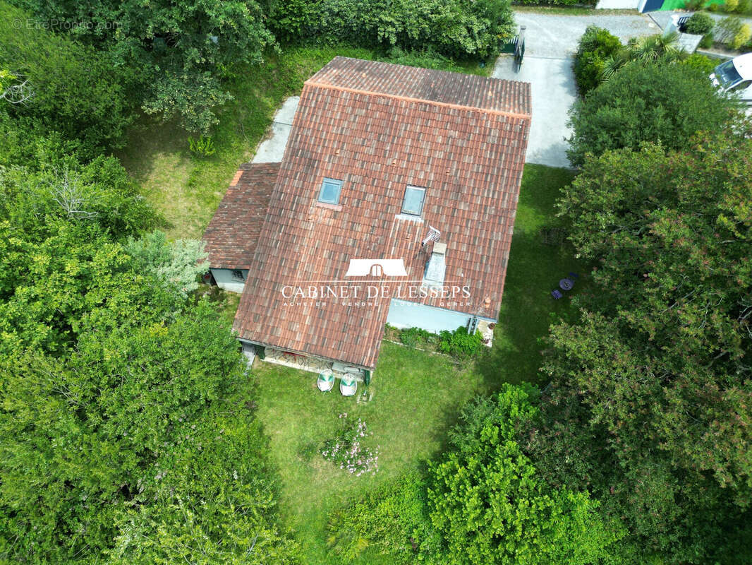 Maison à MOUGUERRE