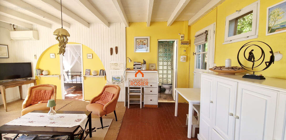 Maison à HYERES