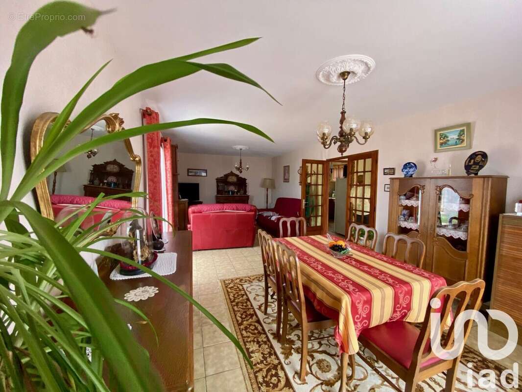 Photo 2 - Maison à ECHILLAIS