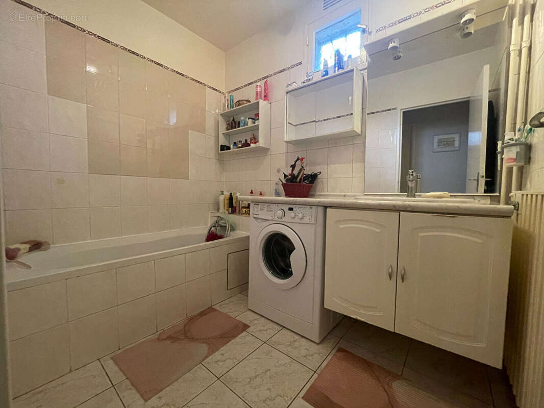 Appartement à EPINAY-SUR-SEINE