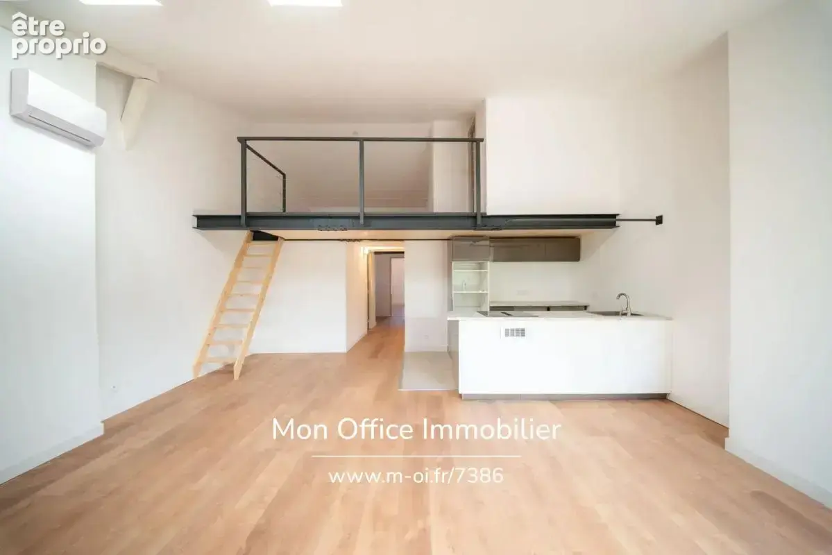 Appartement à SAINT-MAXIMIN-LA-SAINTE-BAUME