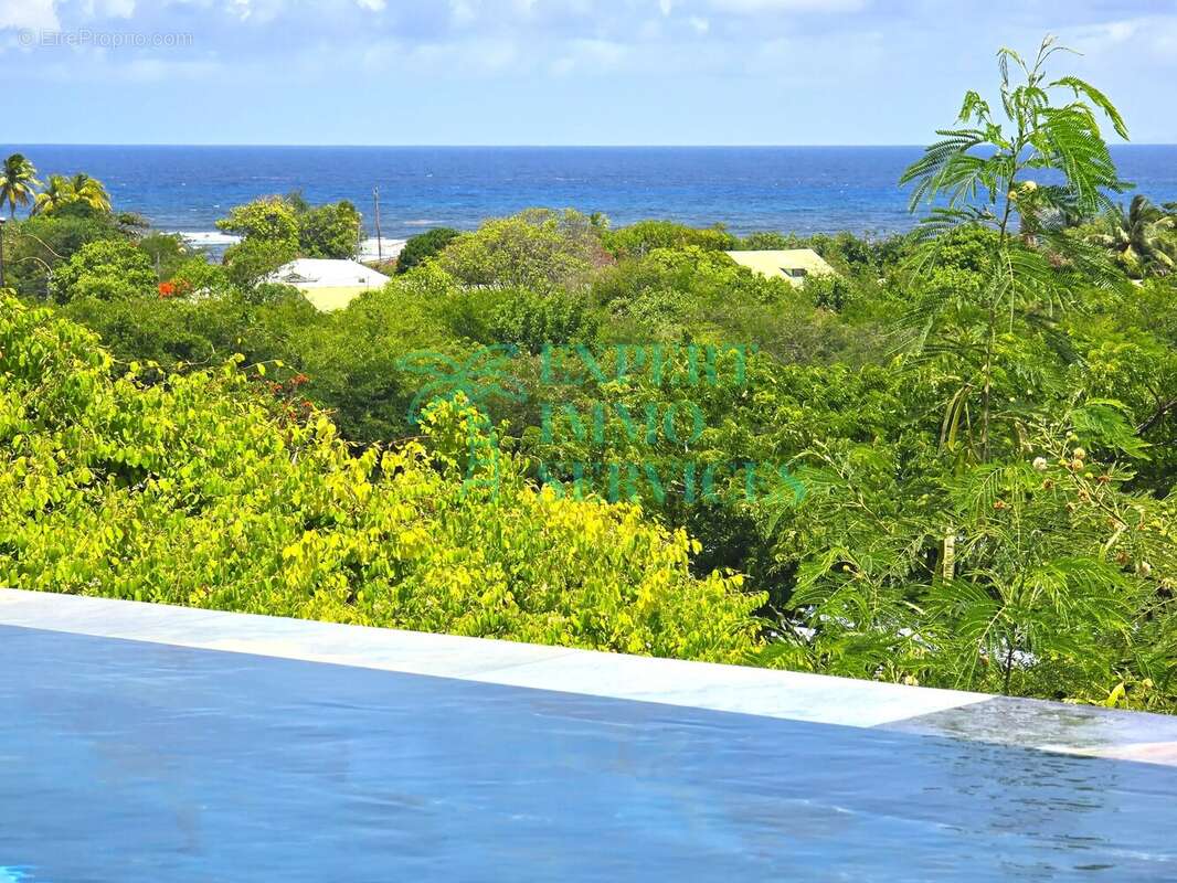 Superbe villa neuve avec piscine et vue mer - photo 11