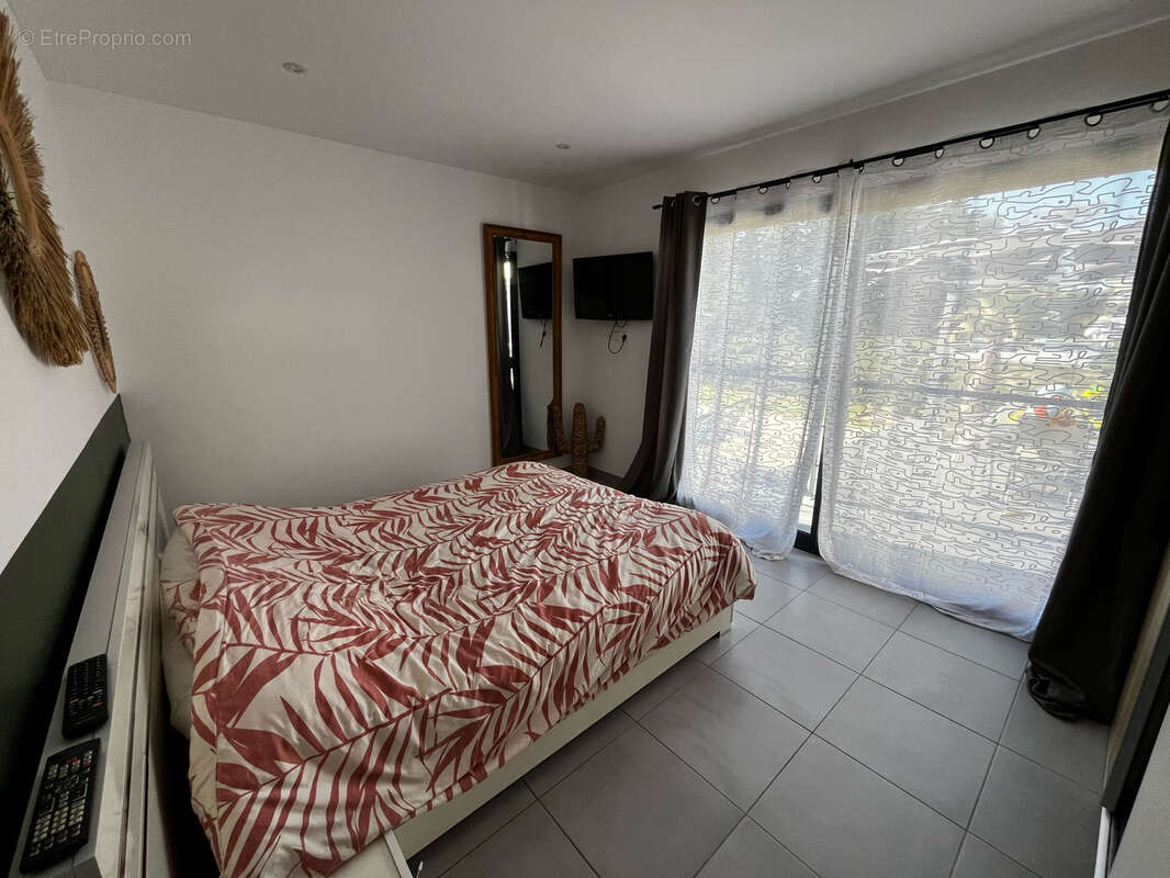 Maison à ALLEGRE-LES-FUMADES