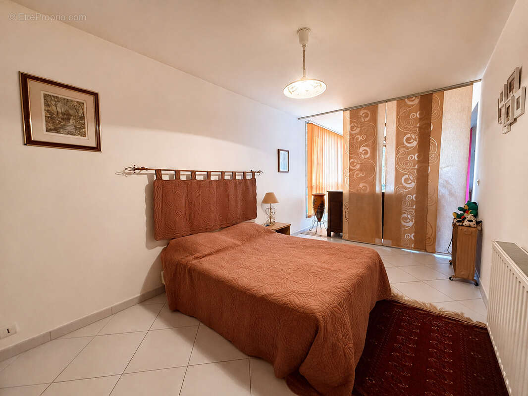 Appartement t4 avec cave - photo 8