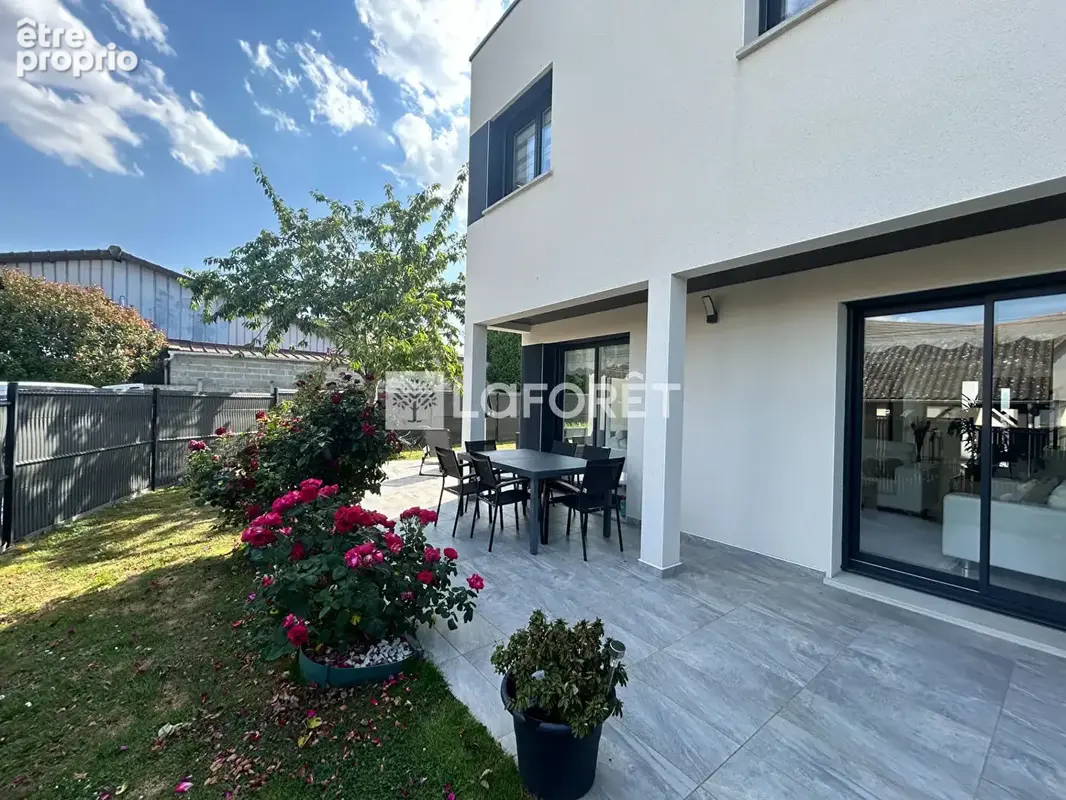 SOLIERS, maison 203 m² - photo 11