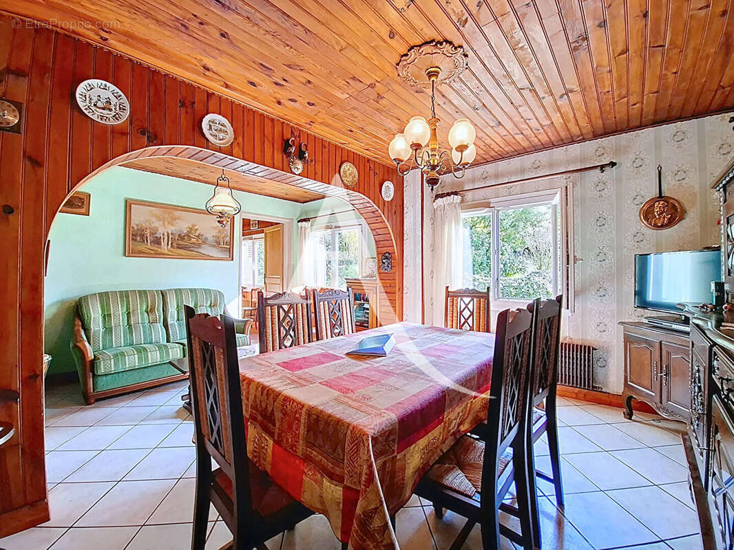 Maison à CHAMPLAN