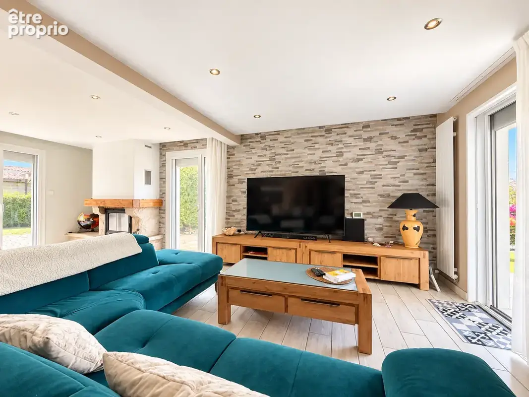 Belle maison en parfait etat-terrasses piscine et garage - photo 6