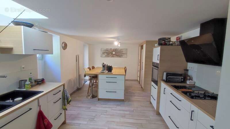 Maison à LA FORET-SUR-SEVRE