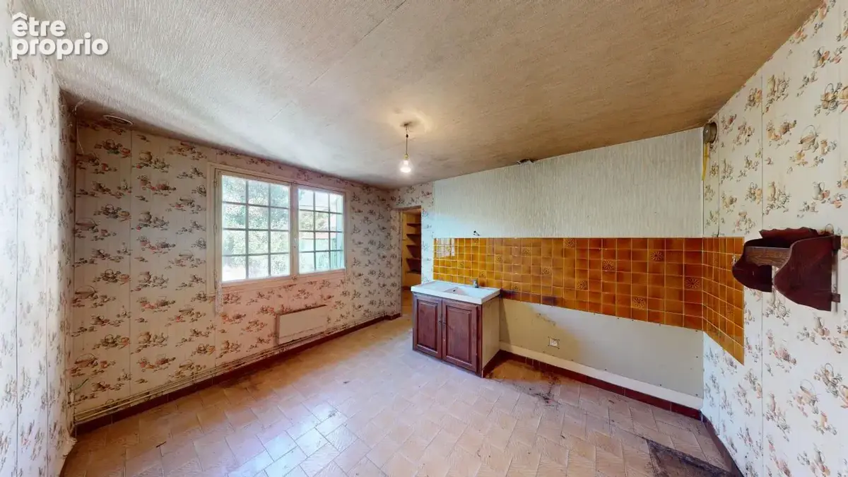 Montigny (18) – Pavillon indépendant de plain-pied à rénover sur 862 m² de terrain clos - photo 5