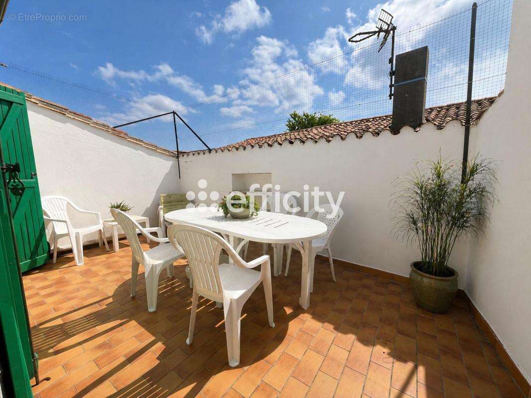 Maison 99 m² à Le Bois-Plage-En-Re  - photo 3