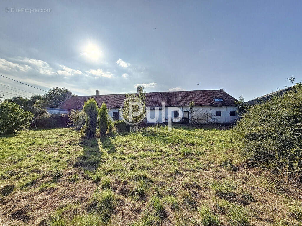 Maison à ESTREES-LES-CRECY