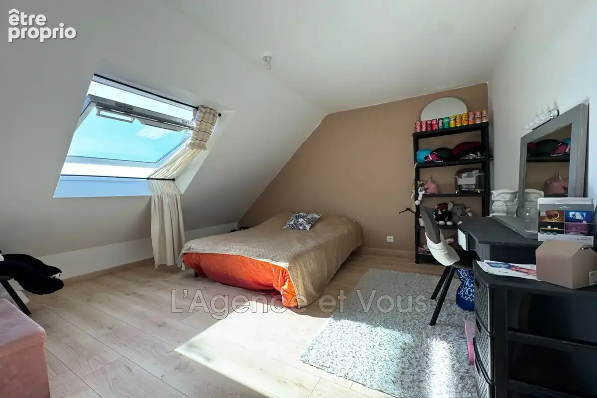 Maison 4 pièces 105 m² à vendre à Roz-Sur-Couesnon (35610) - photo 6