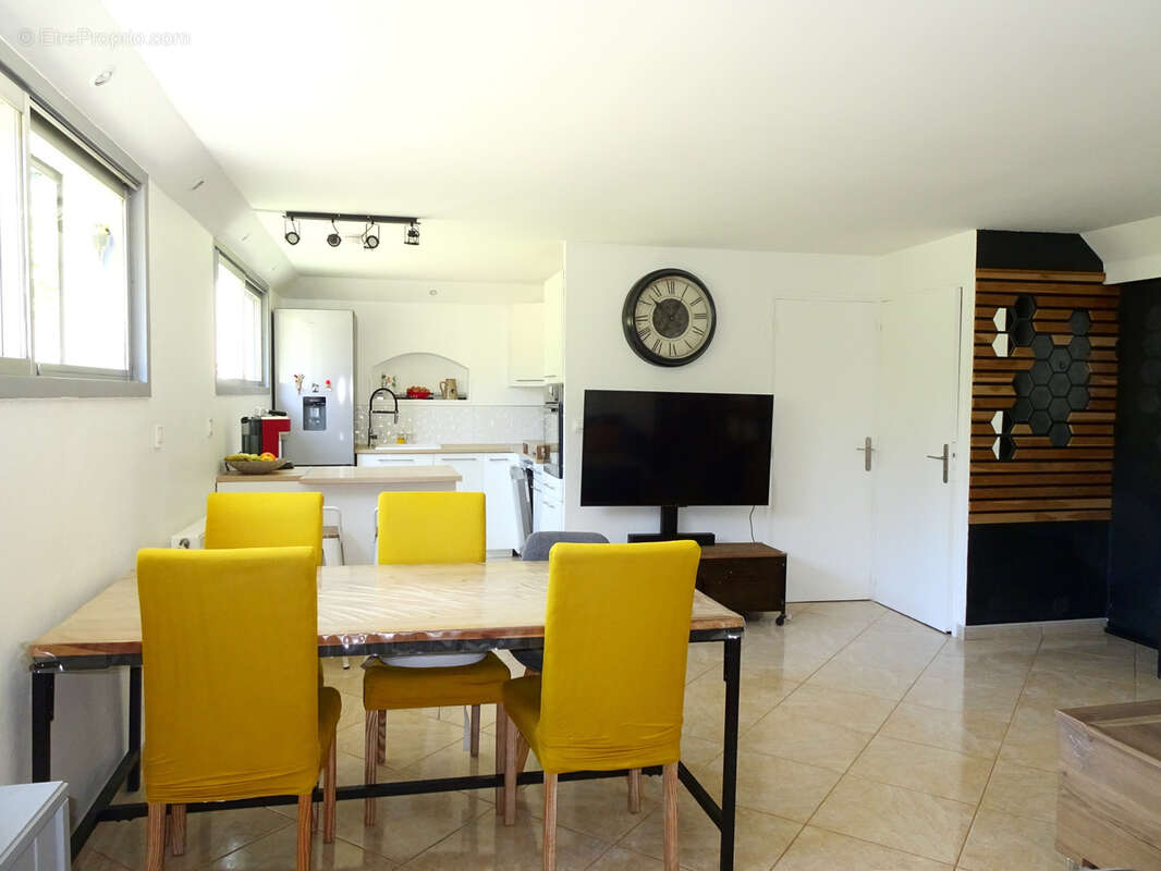 Appartement à HYERES
