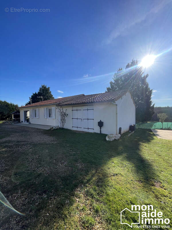 Maison à SAINT-JORY-LAS-BLOUX