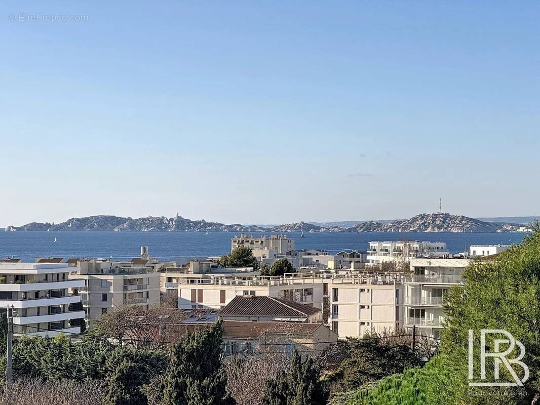 Appartement à MARSEILLE-8E